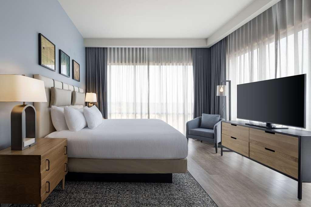 Embassy Suites By Hilton Bowling Green Room photo